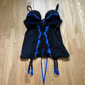 NWT La Senza Push Up Merrywidow / Corset  Lace Up Back Shaper Bustier